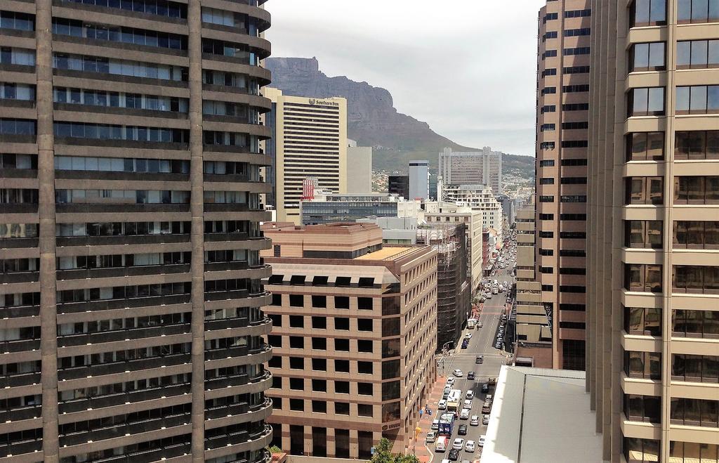 Full Power, Long Stay Rates, Walk To V&A Waterfront, Fibre Wifi, Gym & Pool Κέιπ Τάουν Εξωτερικό φωτογραφία